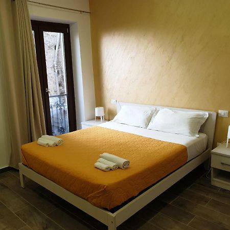 Gio Rooms Scalea Eksteriør bilde