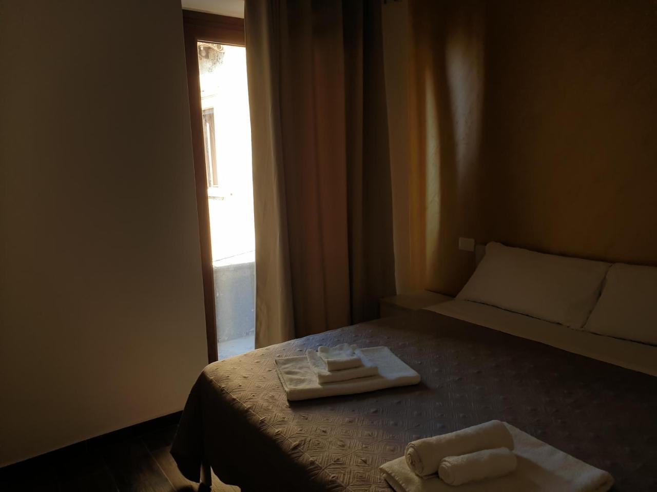 Gio Rooms Scalea Eksteriør bilde