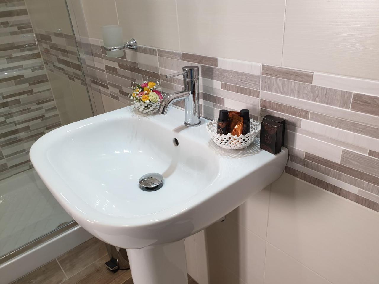 Gio Rooms Scalea Eksteriør bilde